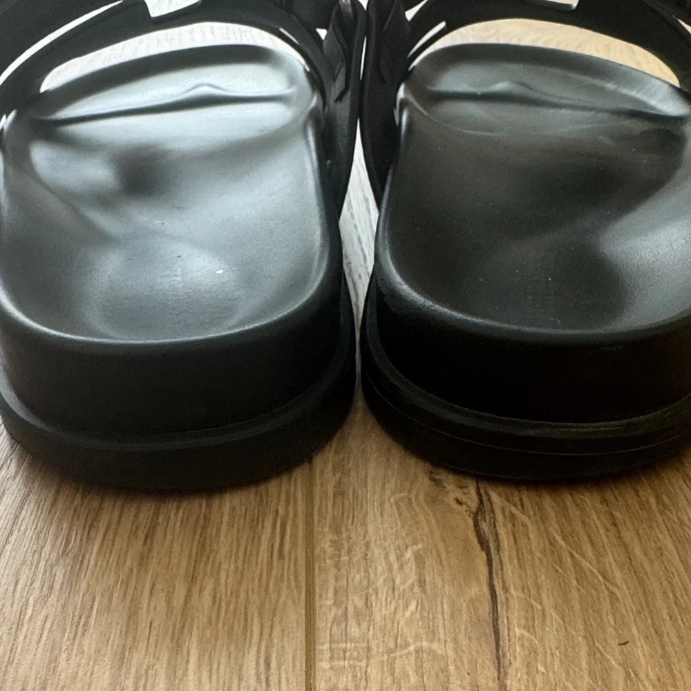 Hermes Leather Chypre Sandals - Picture 6 of 11